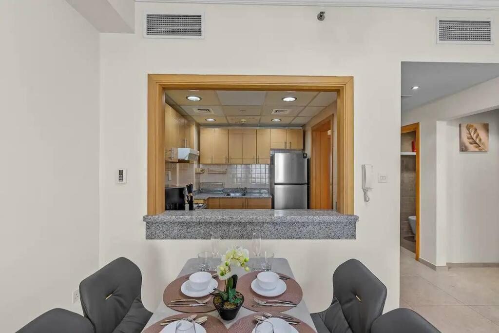 Apartment Modern Living Nestled With 1br_silicon Oasis Dubai