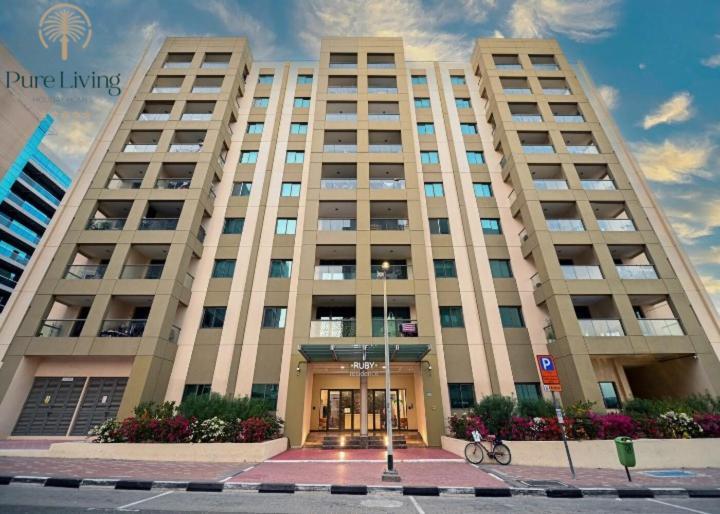 Apartment Modern Living Nestled With 1br_silicon Oasis Dubai